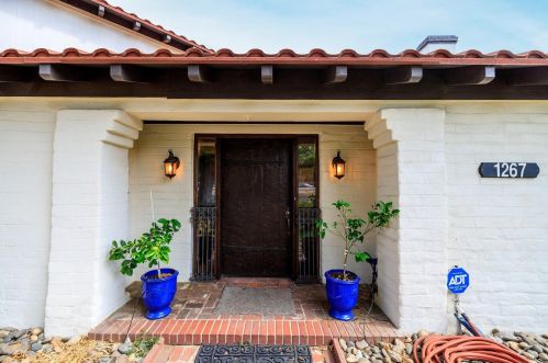 1267 Canal Dr, Turlock CA  95380-4159 exterior