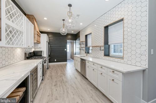 5431 Addison St, Philadelphia PA 19143-1424 exterior