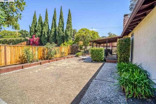 1631 Stemel Way, Milpitas, CA 95035-4729