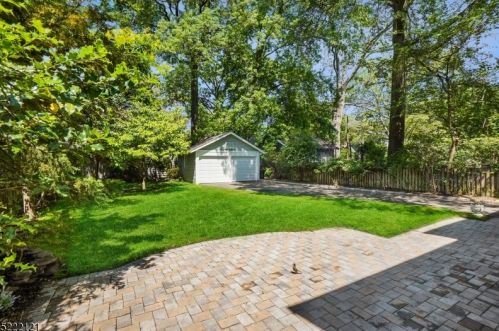 103 Oakview Ave, Maplewood NJ 07040-2303 exterior