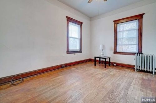 170 Fulton St, N Milford NJ 07646-1650 exterior