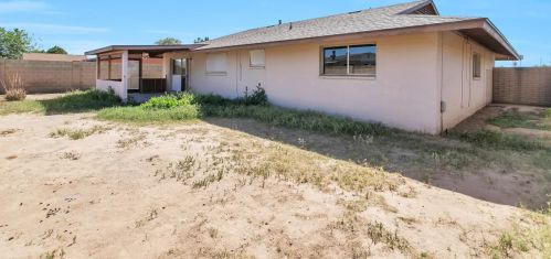 10815 37 Ave, Phoenix AZ 85053-2804 exterior