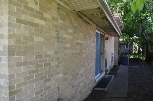 2222 Beechwood Rd, Joliet IL 60432-1504 exterior