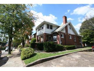 1142 Goe Ave, Pittsburgh, PA 15212-1908