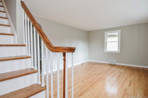 322 Glen St, New Britain CT  06051-3406 exterior