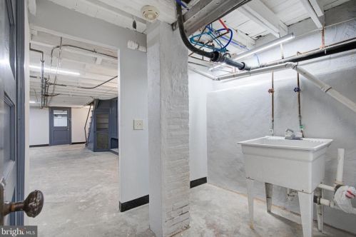 2034 Hancock St, Philadelphia PA 19133-3830 exterior