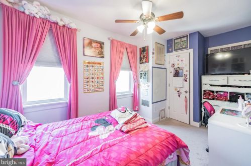 922 Linwood Ave, Camden NJ 08108-3215 exterior