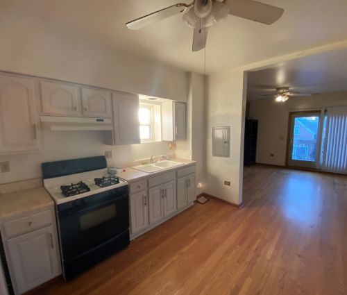 2854 Belden Ave, Chicago IL 60647-2917 exterior