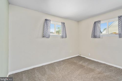 336 Beech St, Pottstown PA 19464-5652 exterior