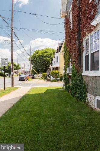 932 Lititz Ave, Lancaster PA 17602-1919 exterior