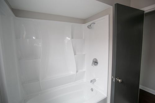 8015 Artesian Ave, Chicago IL  60652-2819 exterior