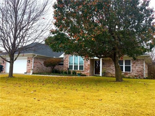 1442 Colby Cir, Springdale, AR 72764-5839