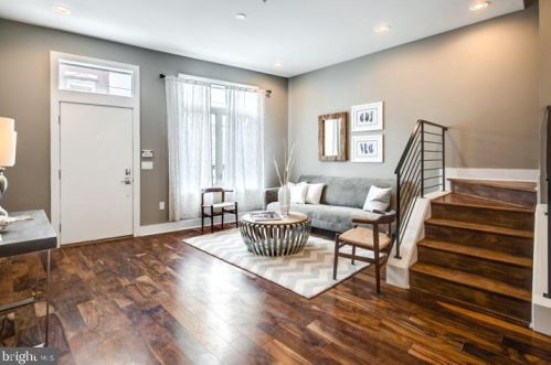 811 Carpenter St, Philadelphia PA  19147-3909 exterior