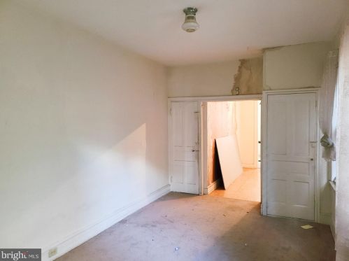 3124 Emerald St, Philadelphia PA 19134-3140 exterior