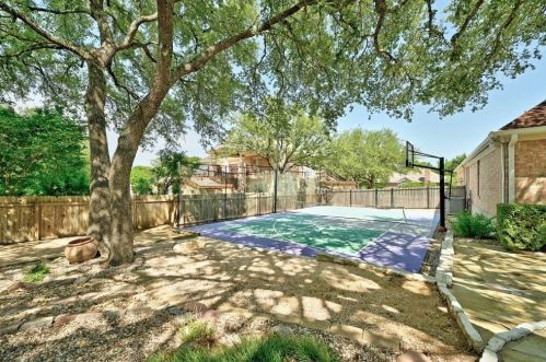 10204 Eclipse Ln, Austin TX 78739-1707 exterior