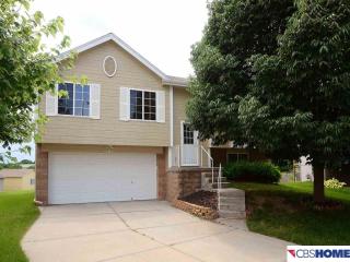 18911 T Cir, Omaha NE  68135-2214 exterior