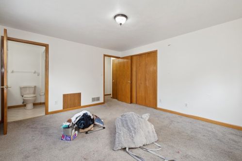 41 Glenmore Ave, Pittsburgh PA 15216-2124 exterior