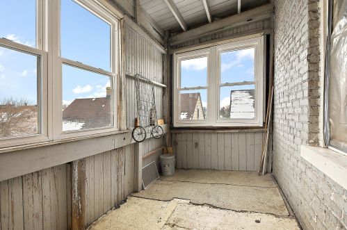 4403 Sacramento, Chicago IL 60625-3856 exterior