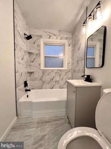 6949 Westhampton Dr, Alexandria VA 22307-1527 exterior