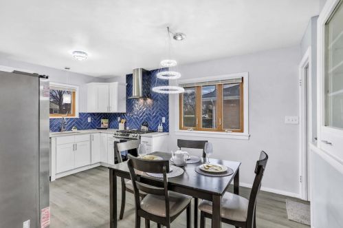 5239 87th St, Milwaukee WI  53225-3509 exterior