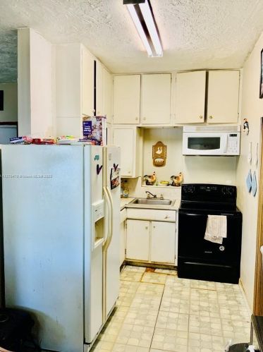 434 25 Ave, Boynton Beach FL 33426-8793 exterior