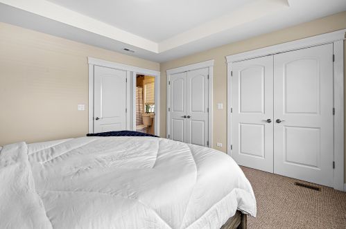 2731 Neva Ave, Chicago IL  60707-1612 exterior