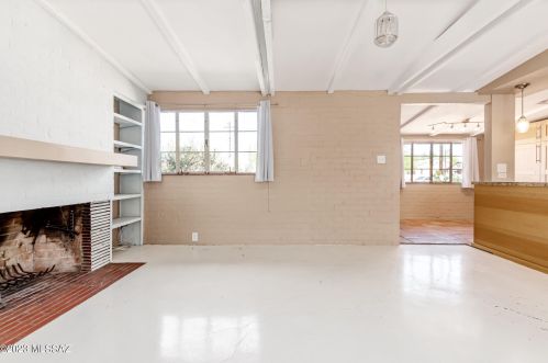 1211 Forgeus Ave, Tucson AZ  85716-3831 exterior