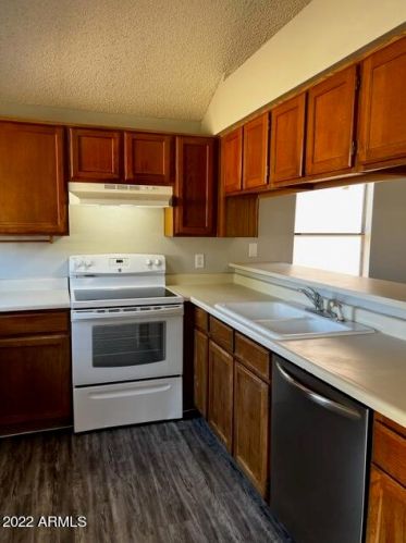 3948 Butler St, Chandler AZ 85226-3863 exterior