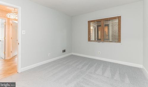 1633 Westwind Way, Mc Lean VA 22102-1604 exterior