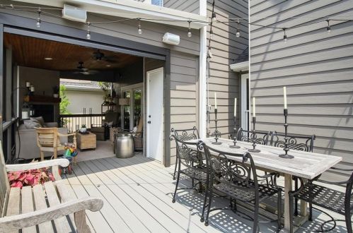 1401 Canoochee Dr, Atlanta GA exterior