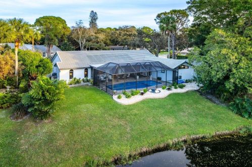 2901 24th Ter, Boca Raton FL  33431-6203 exterior