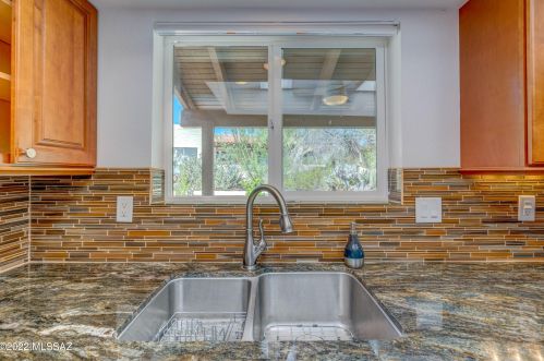 5048 Placita Del Lazo, Tucson AZ  85750-1529 exterior