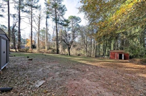 5946 Gordon Rd, Austell GA 30168-4931 exterior