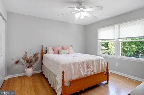 166 Commissioners Rd, Harrison Township NJ 08062-3250 exterior