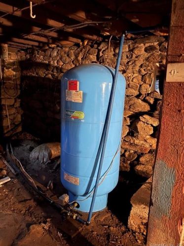 5 Country Club Rd, Killingly CT 06241-1141 exterior