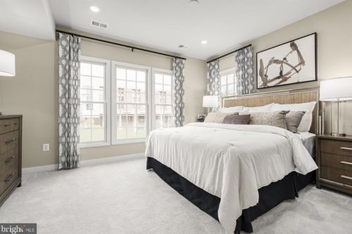 1365 Aspen St, Washington, DC 20012