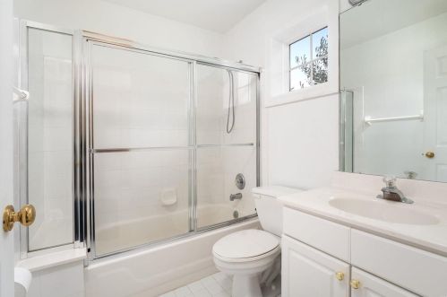 11339 Mosley Forest Dr, Saint Louis MO 63141-7563 exterior