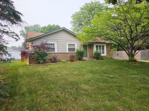 3818 Clinton Ave, Milwaukee, WI 53209-1942