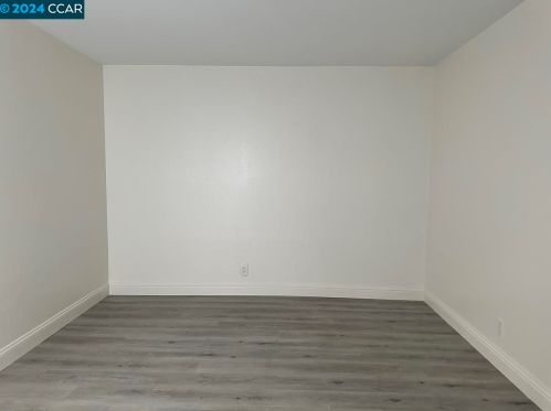 2400 Laguna Cir, Concord CA 94520-2940 exterior