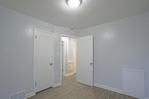 4876 41, Milwaukee WI 53209-5208 exterior