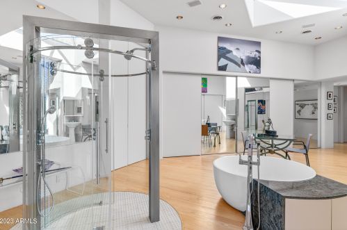 2111 Colter St, Phoenix AZ  85015-2821 exterior