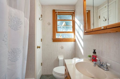 64 Deepdale Dr, Huntington Station NY exterior