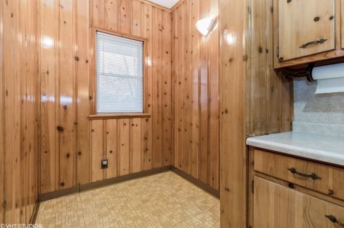 1524 Hosmer, Joliet IL 60435-4046 exterior