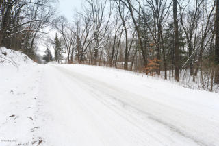 4383 Honey Creek Ave, Ada MI  49301-9725 exterior