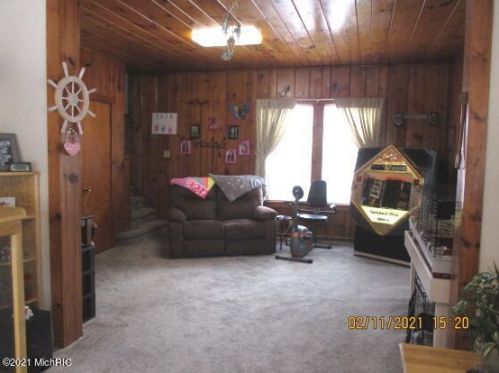 301 Cecil St, Glendora MI 49107-1706 exterior