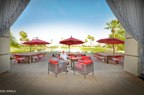 24032 Lakeway Cir, Chandler AZ 85248-7312 exterior