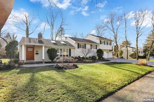 73 Glenwood Ave, Demarest NJ  07627-2721 exterior