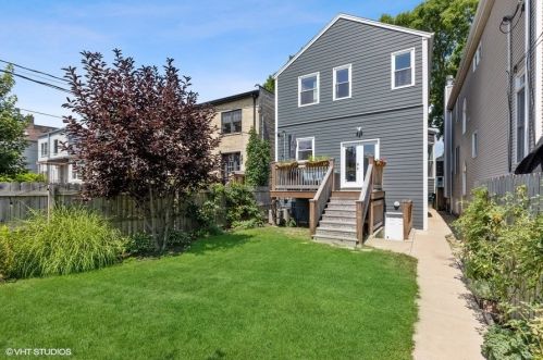 2425 Pensacola Ave, Chicago IL  60618-1607 exterior