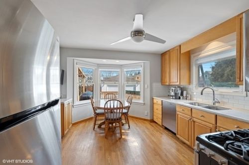 1719 77 Ave, Chicago IL 60707-4150 exterior