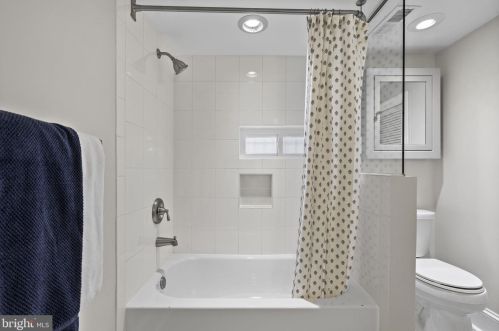 1351 G St, Washington DC 20003-3022 exterior